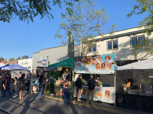 La Mesa Village Farmers Market by null