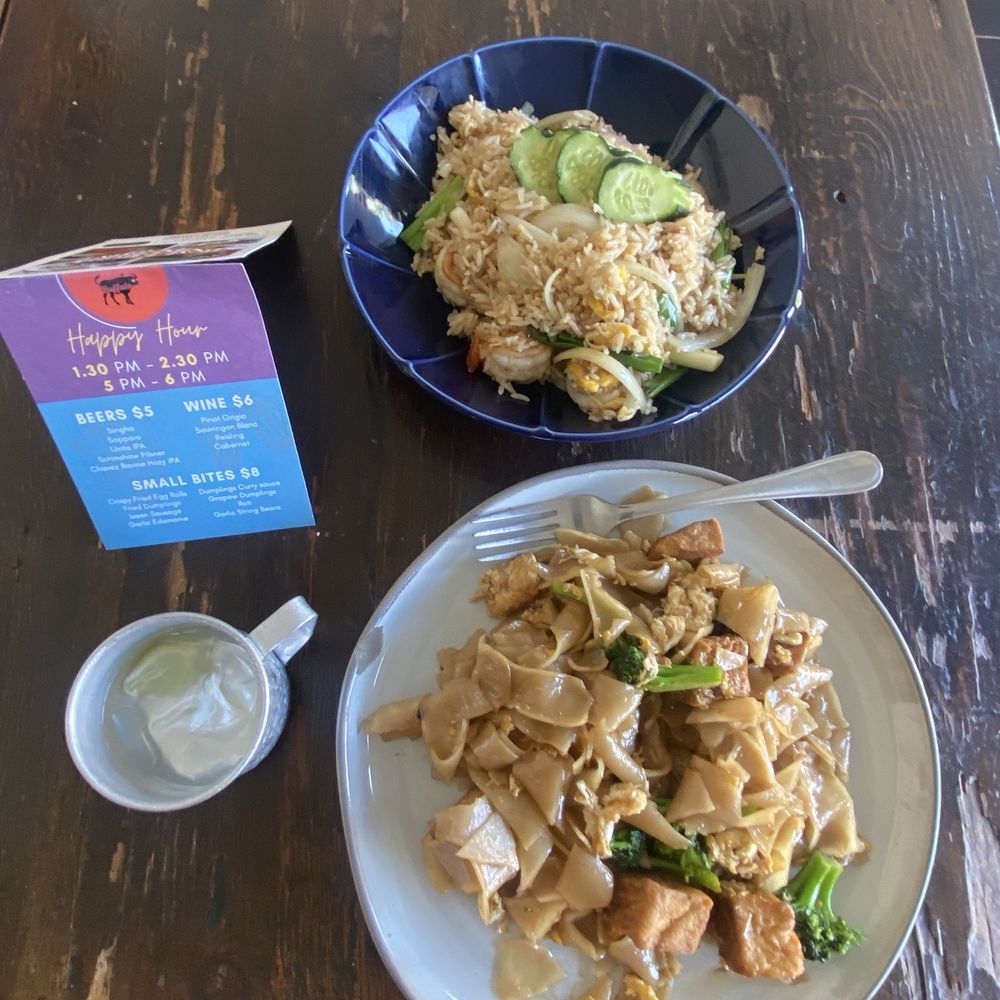 Summer Buffalo - Pad See You and shrimp fried rice - Thai Near Me - Burbank, California Summer Buffalo - Pad See You and shrimp fried rice - Thai Near Me - Burbank, California