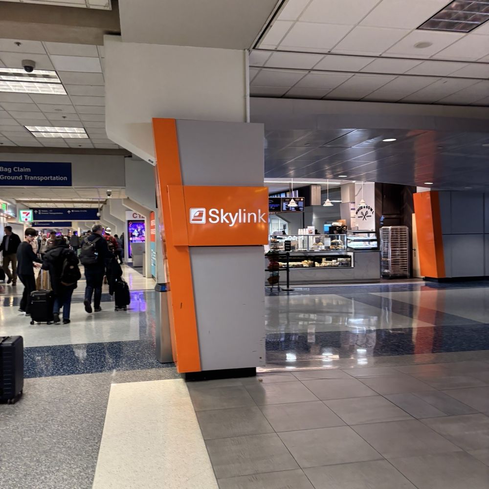 Skylink - Airport Shuttles Near Me - Grapevine, Texas Skylink - Airport Shuttles Near Me - Grapevine, Texas