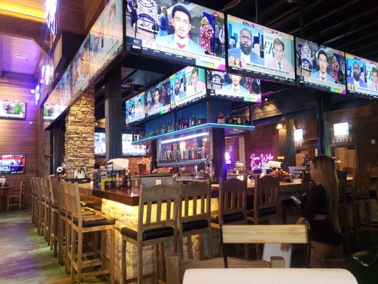 Modelos Sports Cantina by null