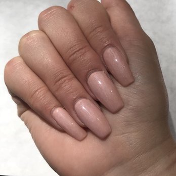 Queen Bee Nails Spa - Nail Salons Near Me - Davis, California
