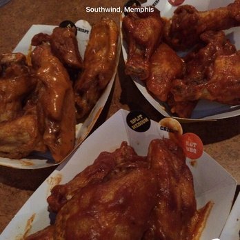 Buffalo Wild Wings - Spicy Garlic, Blazing, Hot BBQ - American Near Me - Memphis, Tennessee