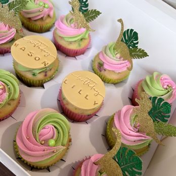 Sweet Kreations - Dino Cupcakes Theme- pink green dinosaur For boy and girl double birthday - Cupcakes Near Me Sweet Kreations - Dino Cupcakes Theme- pink green dinosaur For boy and girl double birthday - Cupcakes Near Me