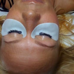Sassy Ladies Beauty Bar - Lash Tinting