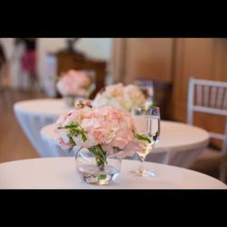 CC BLOOM - Be Brave Brunch Honoree table arrangement