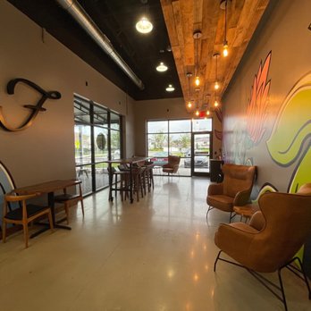 Foxtail Coffee - Entrance and seating areas - Coffee & Tea Near Me - Winter Park, Florida