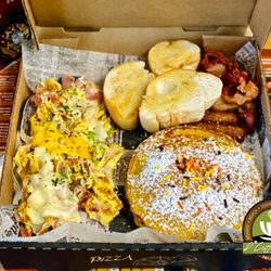D' Coffee Shop - Desayuno: La Encantada con Pumpkin Spice Pancakes