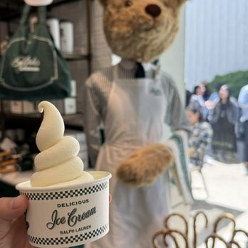 Ralph's Coffee - Vanilla Soft Serve - Coffee & Tea Near Me - Palo Alto, California Ralph's Coffee - Vanilla Soft Serve - Coffee & Tea Near Me - Palo Alto, California