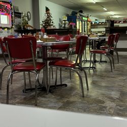 Millgrove Diner - Dining room