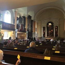 St Pauls Church - Cathedral full prior to the Fleetwood Mac candlelight performance