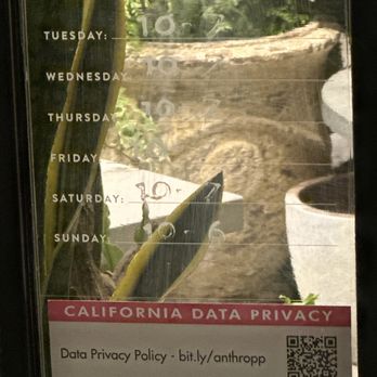 Anthropologie - Sloppy management can't read the hours of the store - Shopping Centers Near Me - Walnut Creek, California