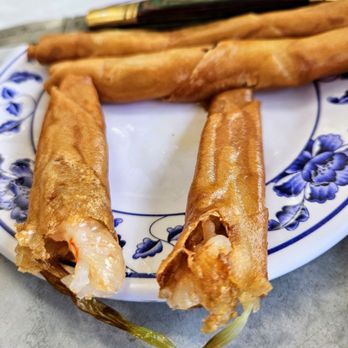 Nem Nuong Khanh Hoa - Voi Cha Ram Tom: crispy fried wheat wrapper with shrimp, green onion found in Nem Nuong Cuon - Vietnamese Near Me - Alhambra, California Nem Nuong Khanh Hoa - Voi Cha Ram Tom: crispy fried wheat wrapper with shrimp, green onion found in Nem Nuong Cuon - Vietnamese Near Me - Alhambra, California