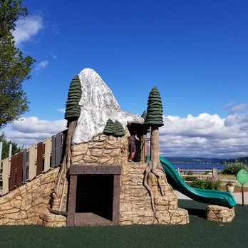 Lake Sammamish State Park - Super cute playground! - Parks Near Me - Issaquah, Washington