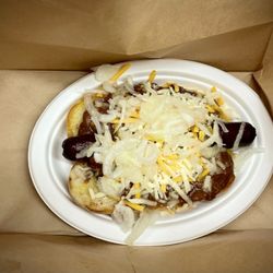 Zeke's Drive In - Chili cheese dog