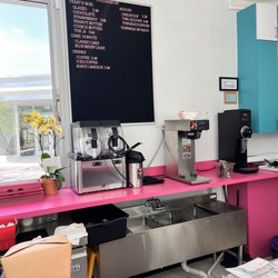 Dreamboat Donuts & Scoops