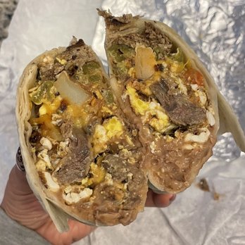 Bobbi's Mexican Food - Machaca Burrito with potatoes 2022 - Mexican Near Me - Camarillo, California