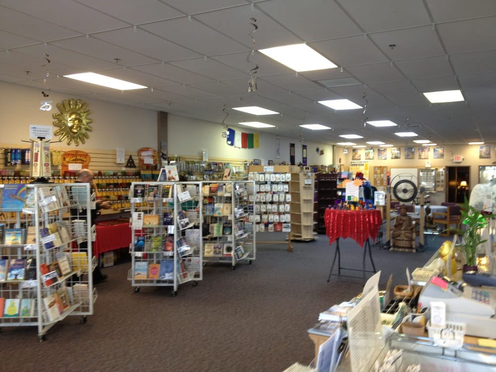 NEW VISIONS BOOKS & GIFT Updated September 2024 2594 Eastern Blvd, York, Pennsylvania