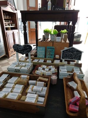 Marisel Herbal Bath & Body by null