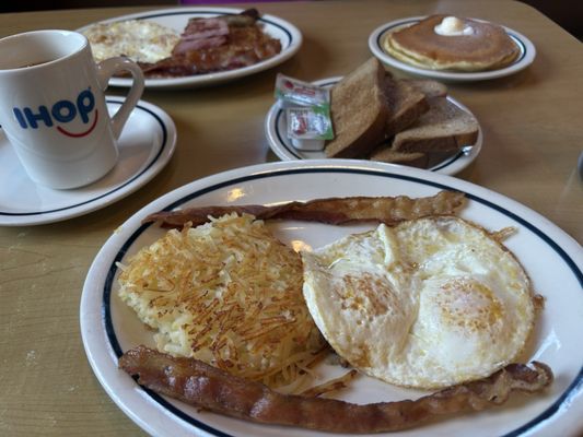 IHOP by null