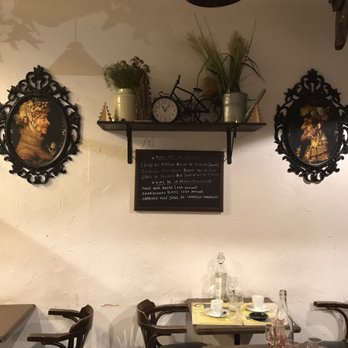 Le Potager du Marais - So cute inside! - Vegetarian Near Me - Paris, 75