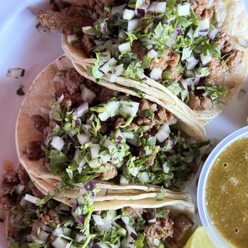 901 Bar & Grill - Tres Tacos - Sports Bars Near Me - Los Angeles, California