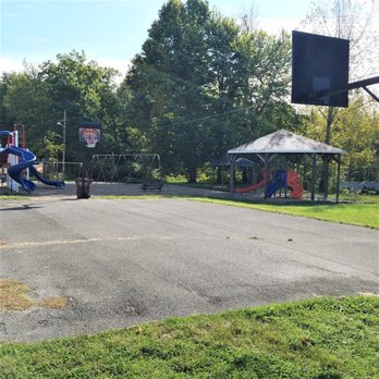 Knightsville Park - basketball court - Parks Near Me - Brazil, Indiana Knightsville Park - basketball court - Parks Near Me - Brazil, Indiana