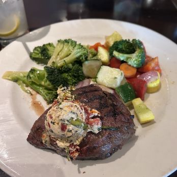 Firebirds Wood Fired Grill - Filet mignon cooked medium ! Superb - Seafood Near Me - Columbus, Ohio