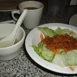 Sakura Japanese Steakhouse + Sushi - Broth & Salad