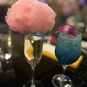 Beehive - Cocktail Bars Near Me - Dallas, Texas