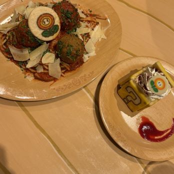 Toadstool Cafe - both dishes together - Cafes Near Me - Universal City, California