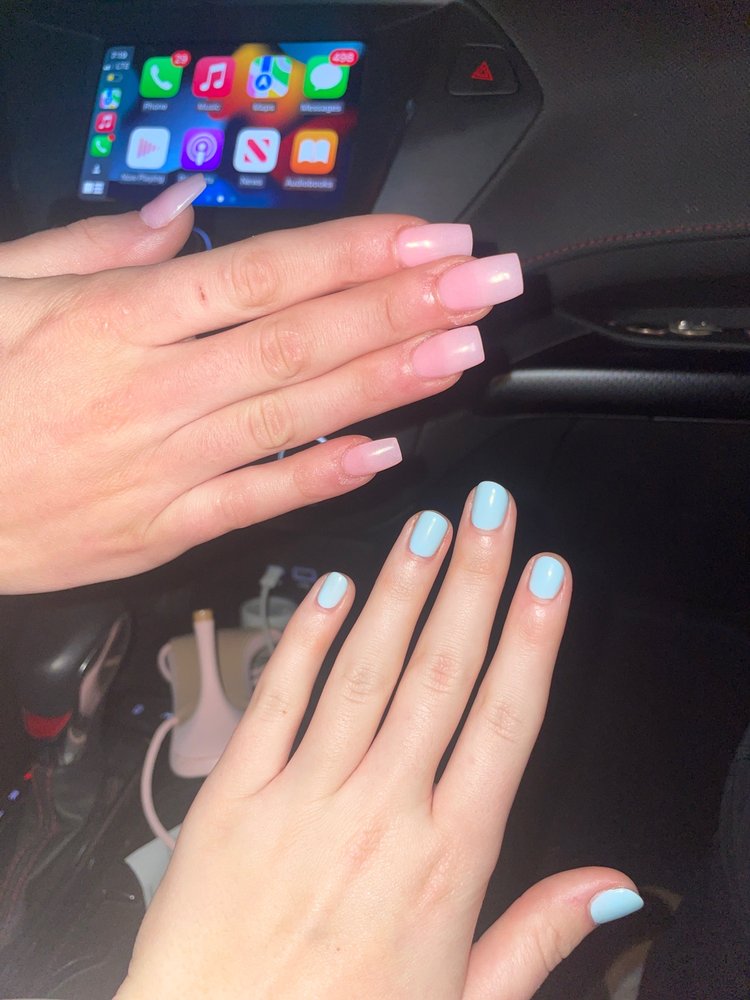 Green Mint Nails & Spa Logo