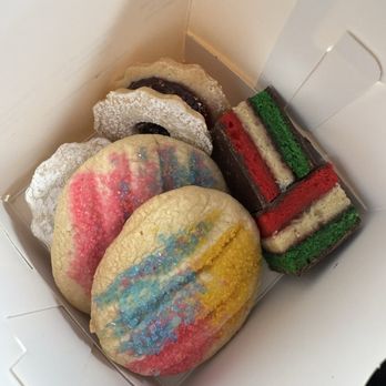 Calandra’s Bakery - Bakeries Near Me - Fairfield, New Jersey