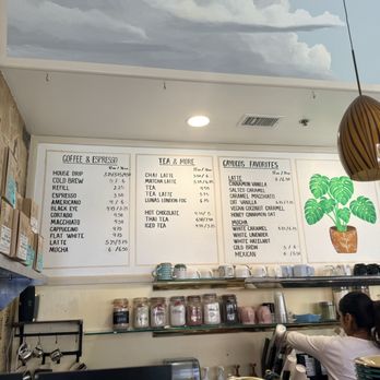 Luna Coffee Bar - Coffee & Tea Near Me - Cayucos, California
