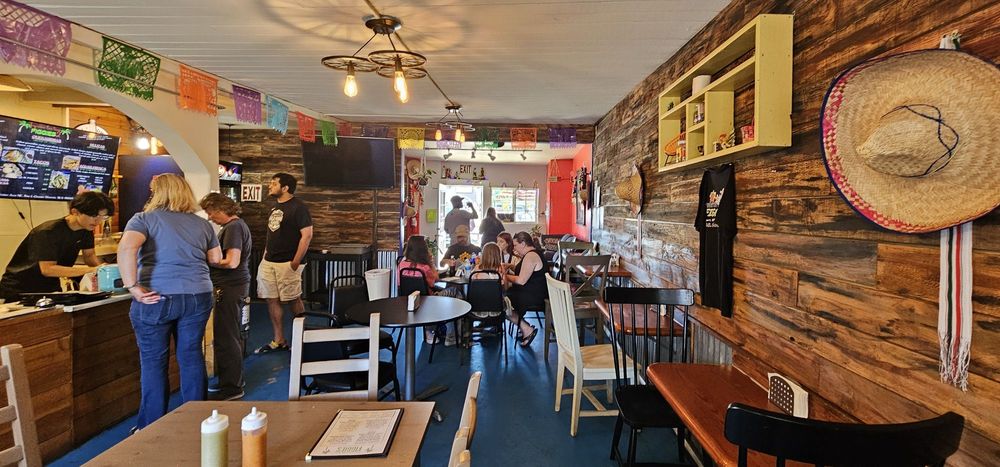 Taqueria Los Tres Figgies 2