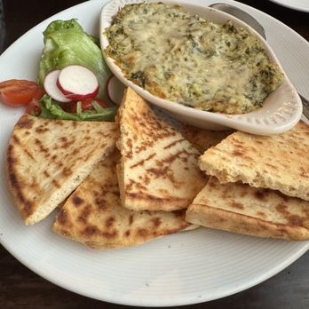 Whip Bar & Grill - Spinach Artichoke Dip - New American Near Me - Stowe, Vermont Whip Bar & Grill - Spinach Artichoke Dip - New American Near Me - Stowe, Vermont