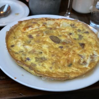 Uva - Frittata Contadina - Italian Near Me - New York, New York Uva - Frittata Contadina - Italian Near Me - New York, New York