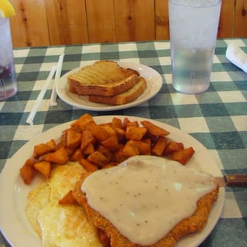 Pine Country Restaurant - Breakfast & Brunch Near Me - Williams, Arizona
