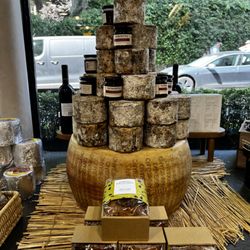 The Epicurean Connection - Cheese Shops in London, Paxton & Whitefield was a treat!