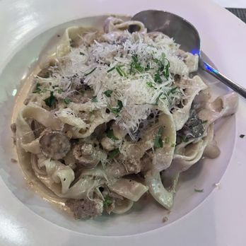 La Vita E Bella - Fettuccine Tartufo - Italian Near Me - Seattle, Washington