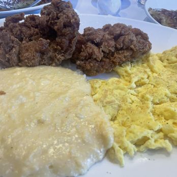 Harry's Restaurant - Southern Classic - Half - Breakfast & Brunch Near Me - Houston, Texas