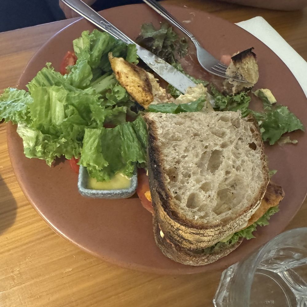 Camomila - Chicken sandwich (sorry it's half eaten already) - Coffee & Tea Near Me - Ciudad de México, DIF Camomila - Chicken sandwich (sorry it's half eaten already) - Coffee & Tea Near Me - Ciudad de México, DIF
