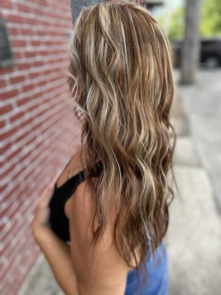 Hair By Kaity Lou Who? Logo
