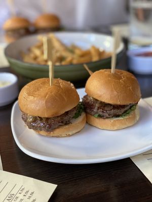 Swine Restaurant, Moonshine & Whiskey Bar by null