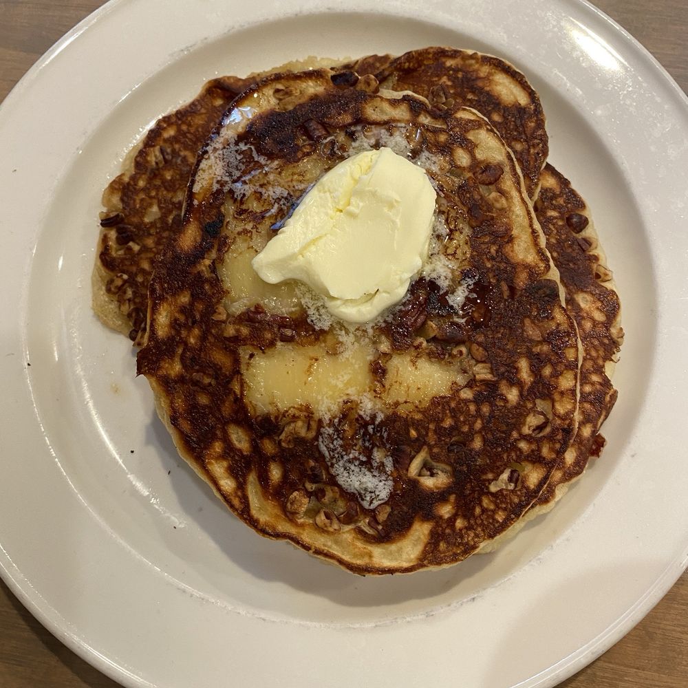 Banana walnut pancakes Banana walnut pancakes