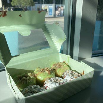 Dapper Doughnut - Donuts Near Me - El Paso, Texas