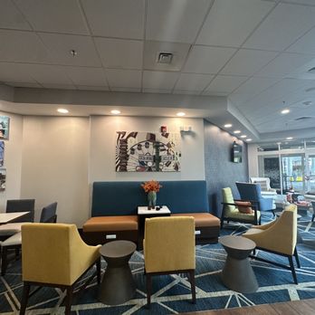 Hampton Inn & Suites Hershey - Hotels Near Me - Hershey, Pennsylvania
