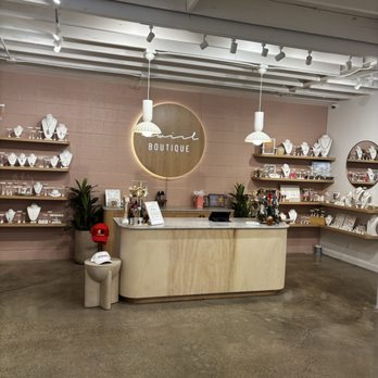 Swirl Boutique - Women's Clothing Near Me - San Clemente, California Swirl Boutique - Women's Clothing Near Me - San Clemente, California