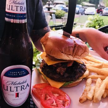 Awedaddys Bar & Grill - Bars Near Me - Gallatin, Tennessee