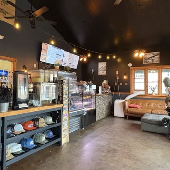 Ohiopyle Coffee - Interior - Coffee & Tea Near Me - Ohiopyle, Pennsylvania