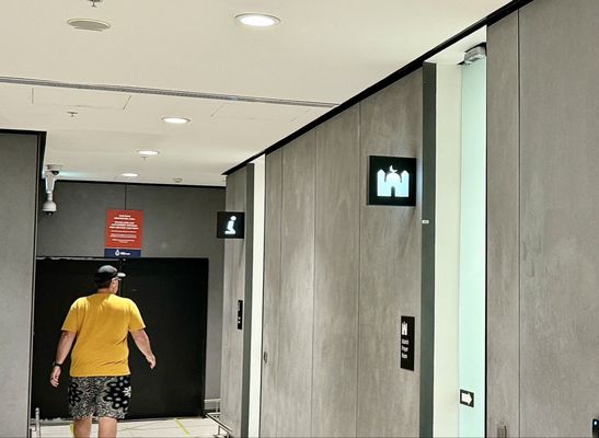 Melbourne Airport by null